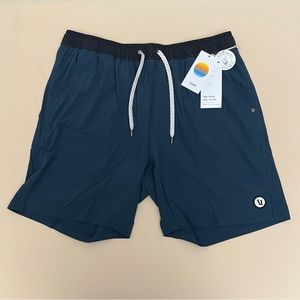 Vuori Mens Kore Shorts 7.5 Inch Inseam Lined Size XXL Indigo Blue $68 MSRP.
